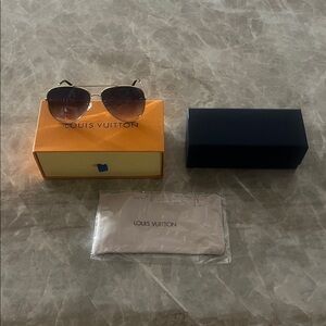 Authentic! Unisex Louis Vuitton Aviator Monogrammed Gold Framed Sunglasses. New.